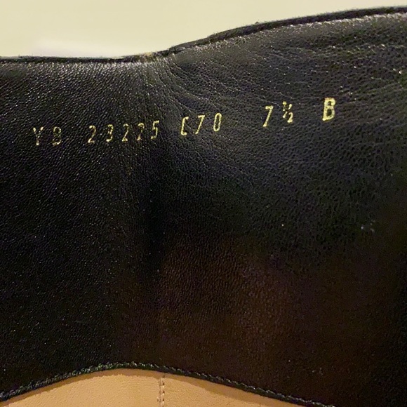 Salvatore Ferragamo Python Skin Black and Grey Heeled Boots. - Picture 8 of 11